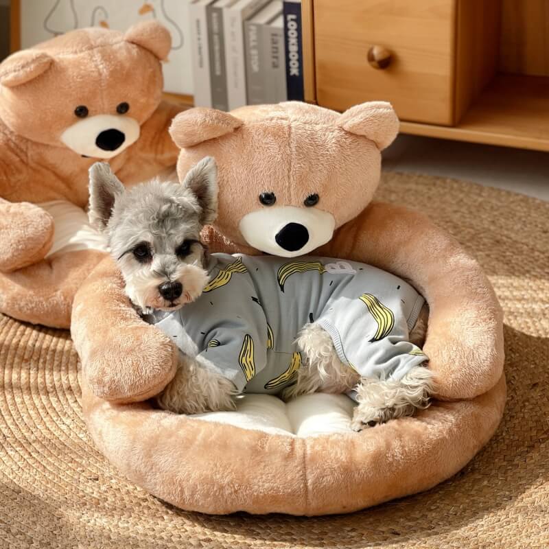 Cama de peluche para mascotas con forma de oso