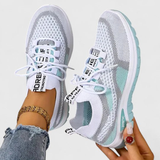 Sneakers da donna traspiranti in mesh con lacci