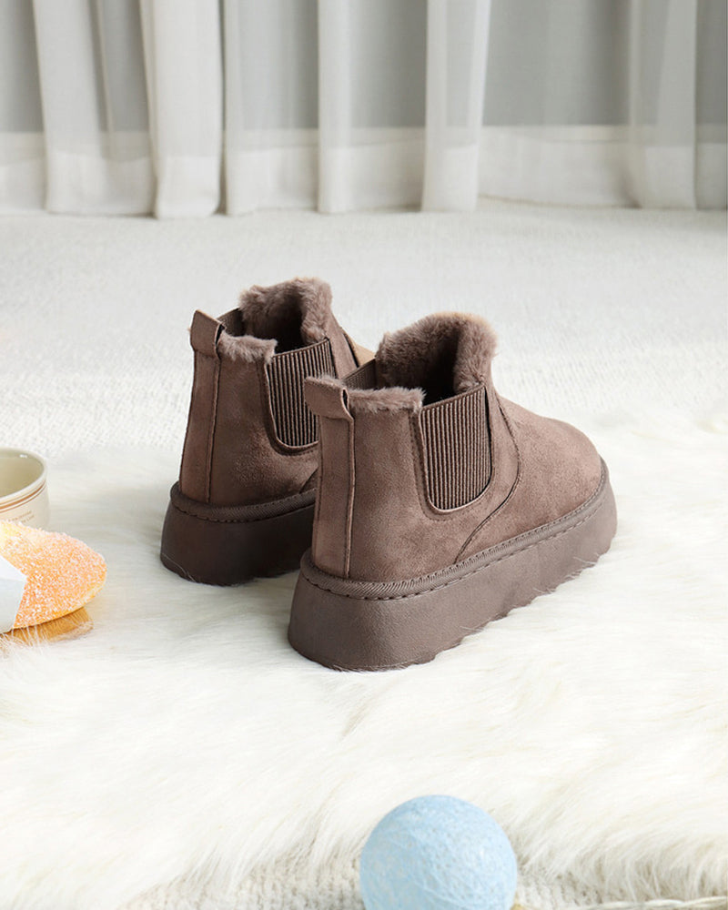 Stivaletti Chelsea da donna con platform e fodera in ecopelliccia