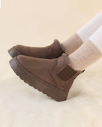 Stivaletti Chelsea da donna con platform e fodera in ecopelliccia
