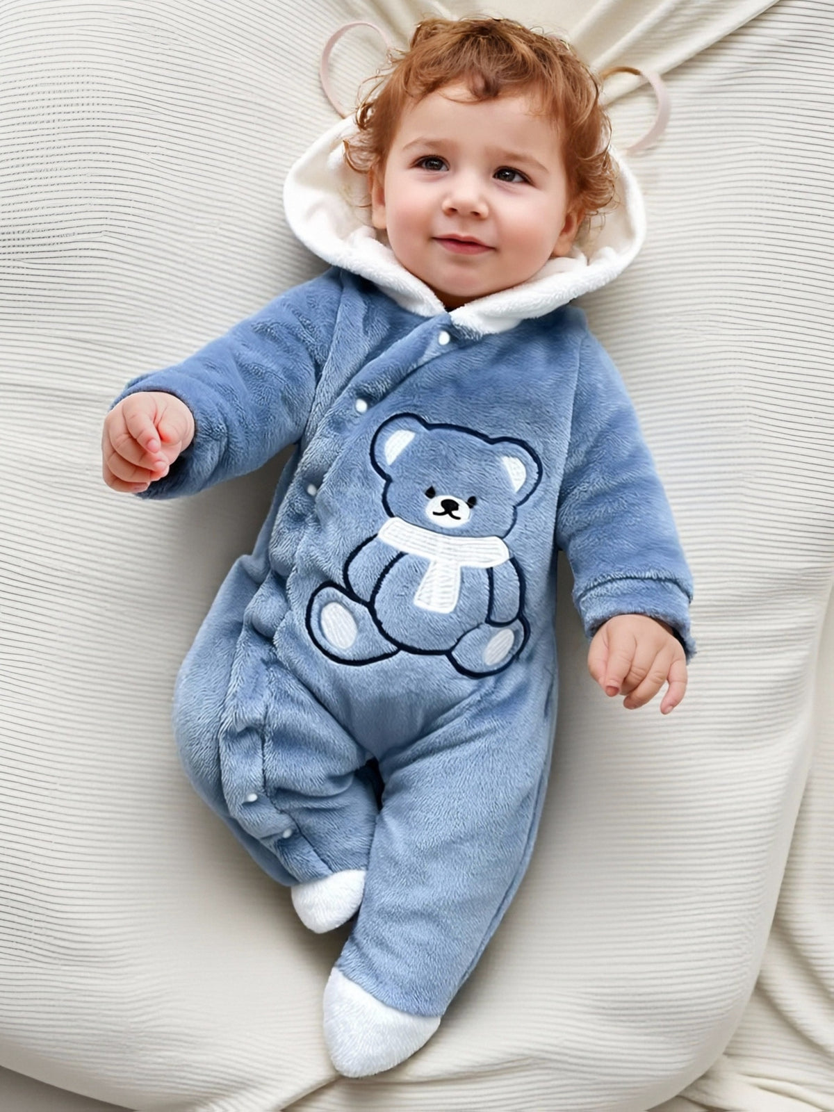 Combinaison polaire à capuche pour bébé avec motif ourson