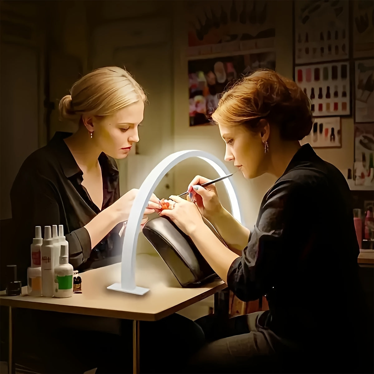 Arch LED-skrivbordslampa