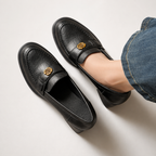 Loafers för kvinnor med blockklack och slip-on-design