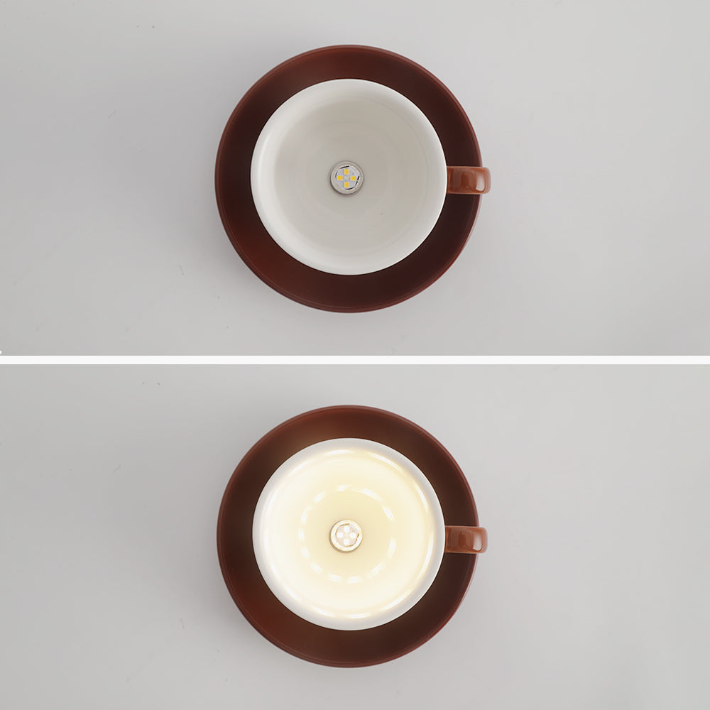 Lampada da soffitto a forma di tazza da tè