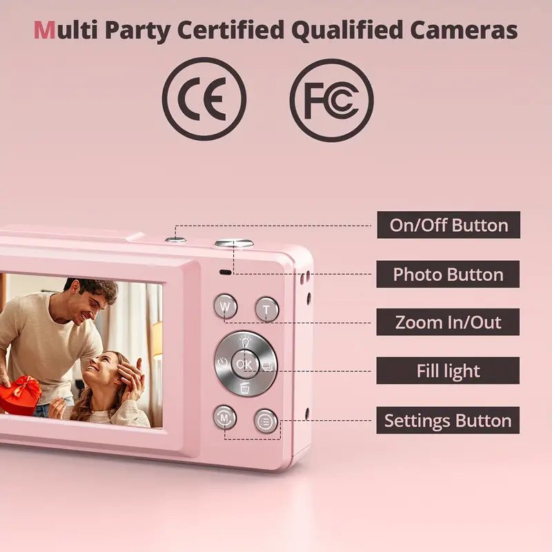 Fotocamera digitale compatta con design dell'obiettivo in stile ottico