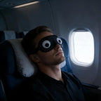 Antifaz de dormir con diseño de ojos caricaturescos