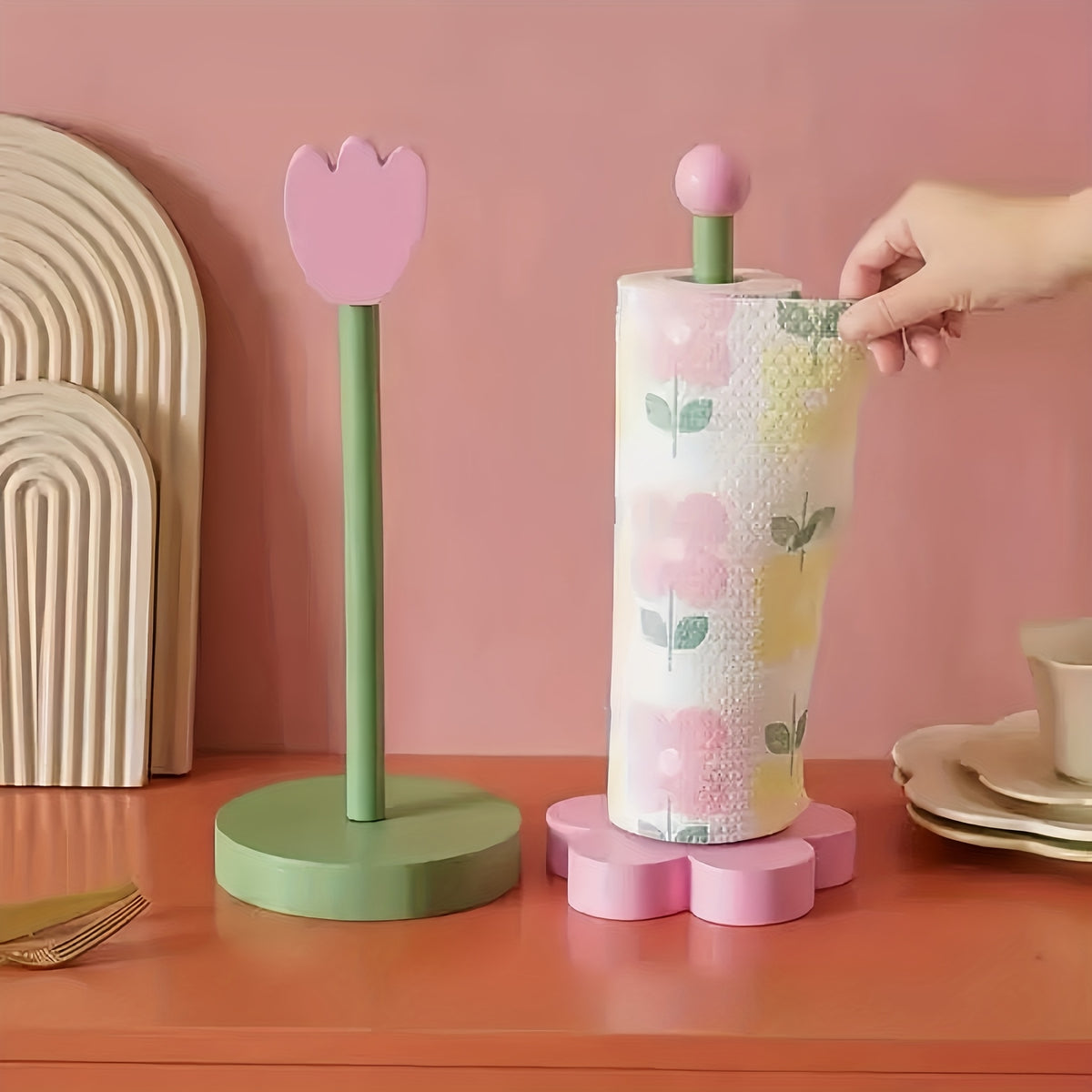 Køkkenrulleholder med blomstermotiv
