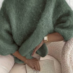 Oversized fluffig stickad tröja med rund hals för kvinnor