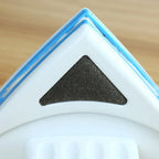 Outil magnétique de nettoyage des vitres