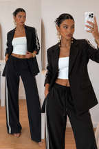 Damen-Set mit Streifen und weitem Bein