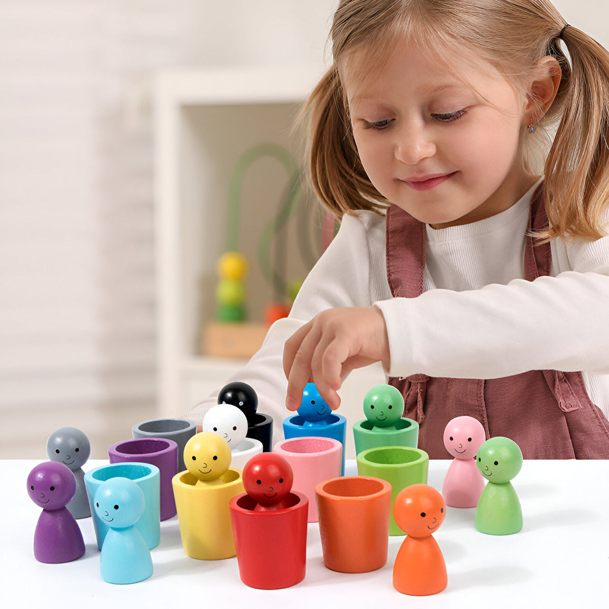 Lernspielzeug zum Sortieren und Zuordnen von Farben