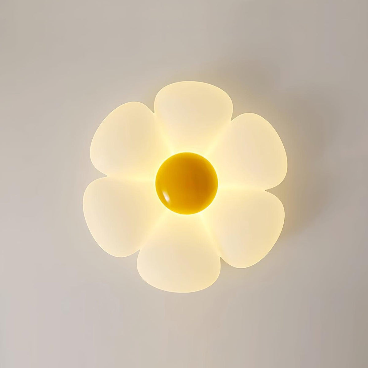 Plafonnier en forme de fleur à six pétales