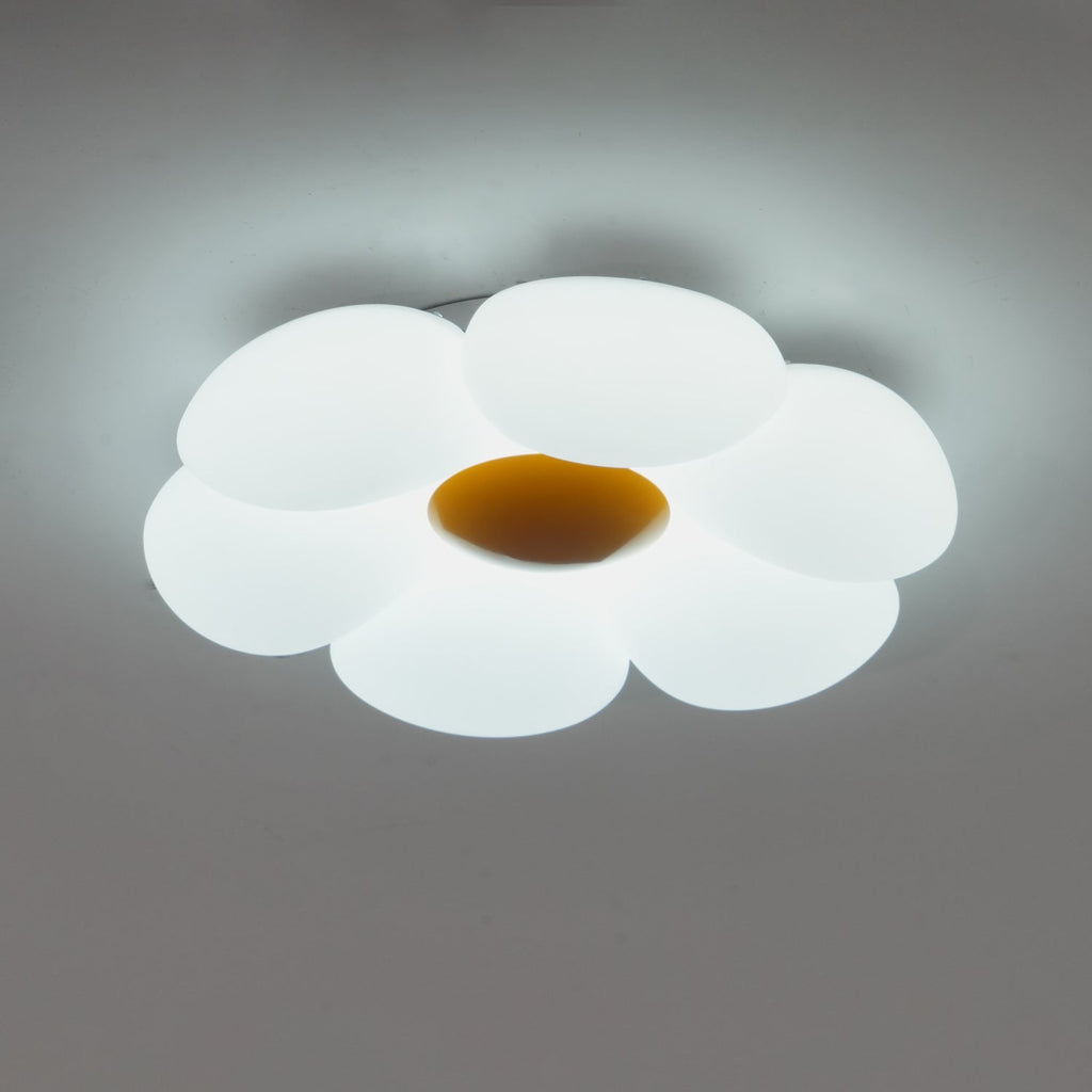 Plafonnier en forme de fleur à six pétales