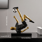 Sculture di calciatori atletici per un arredamento moderno ispirato allo sport