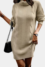 Kabelstickad poloklänning för kvinnor