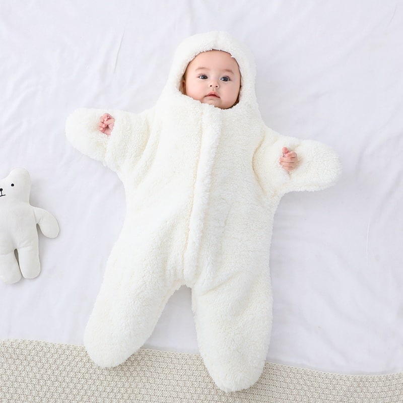 Gigoteuse en polaire à capuche pour bébé