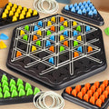 Strategiskt brädspel med gummiband