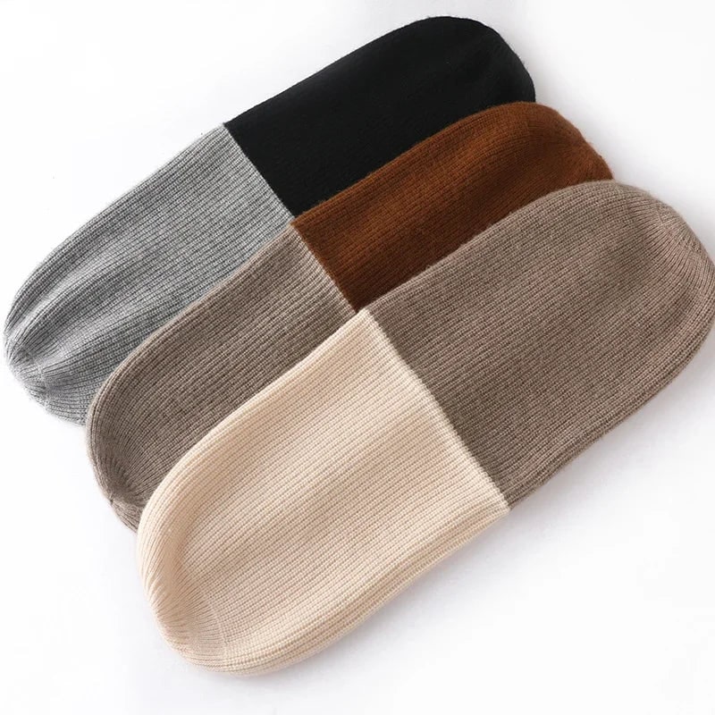 Reversible Ribbed Knit Beanie