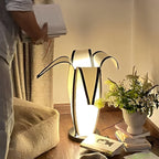 Podłogowa lampa LED ze ściemnianiem w kształcie banana