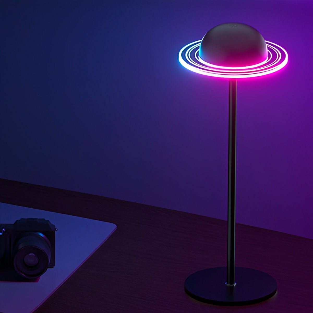 Lampa stołowa LED reagująca na muzykę, z motywem galaktyki