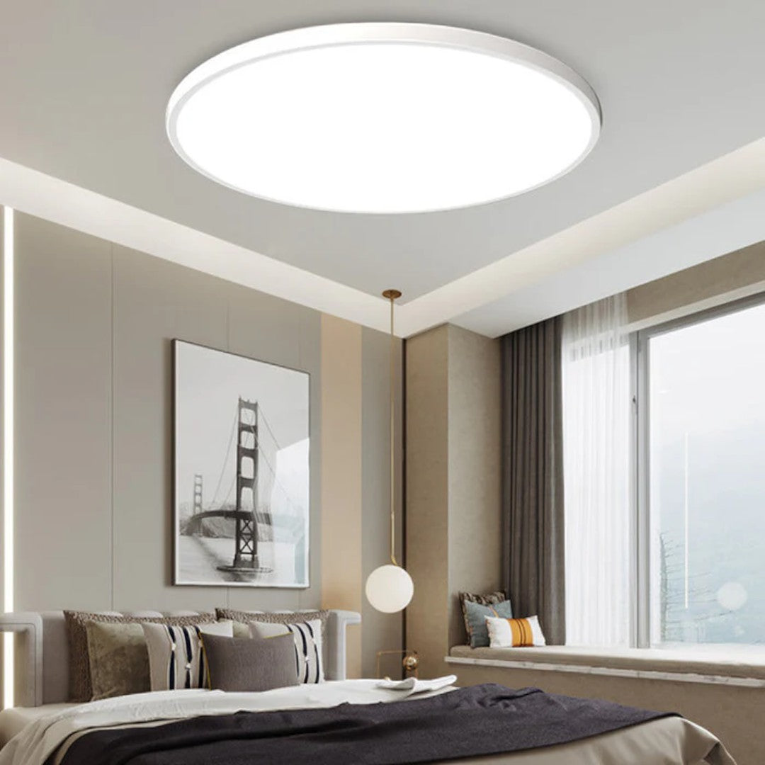 Ultratunn rund LED-taklampa med val mellan 3 färger