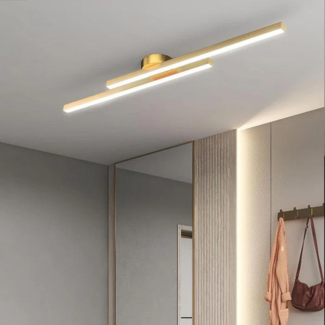 Lineært LED-loftlys med minimalistisk aluminiumsdesign