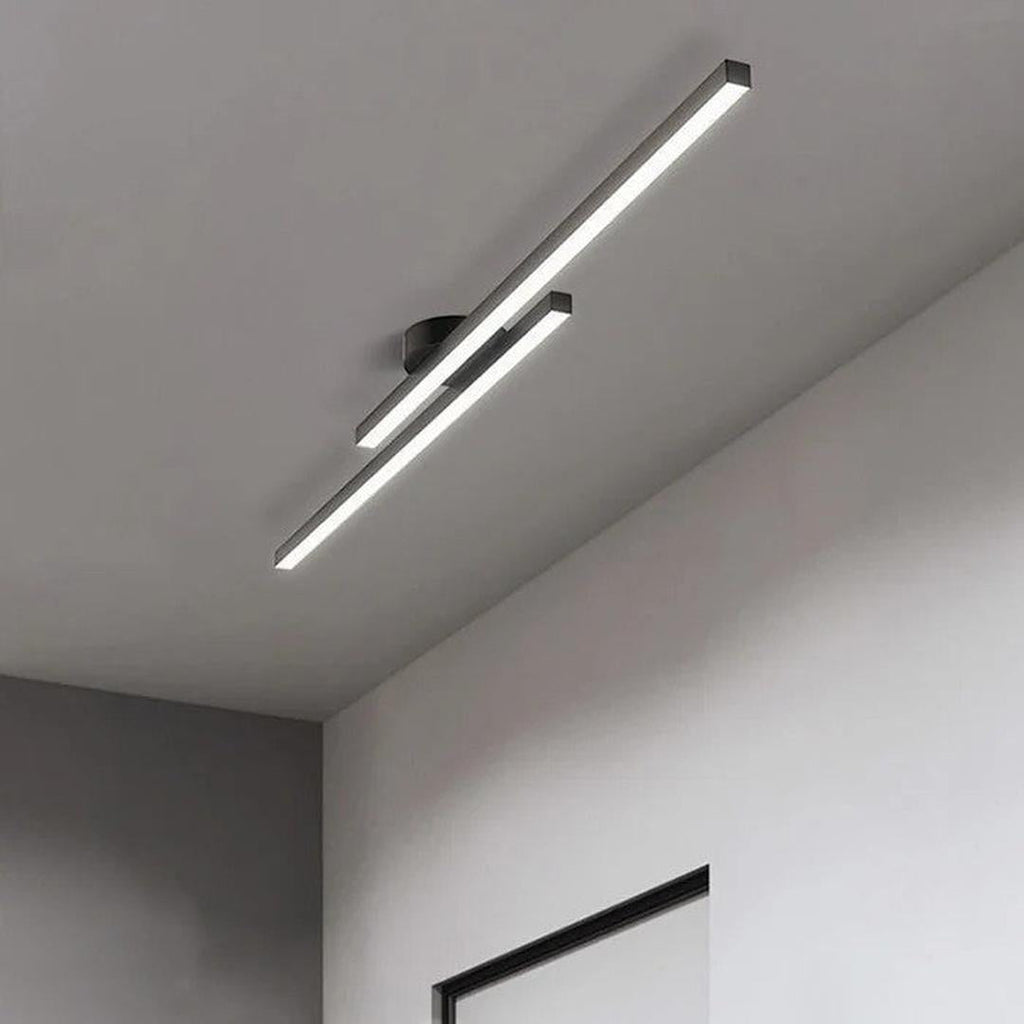 Lineært LED-loftlys med minimalistisk aluminiumsdesign