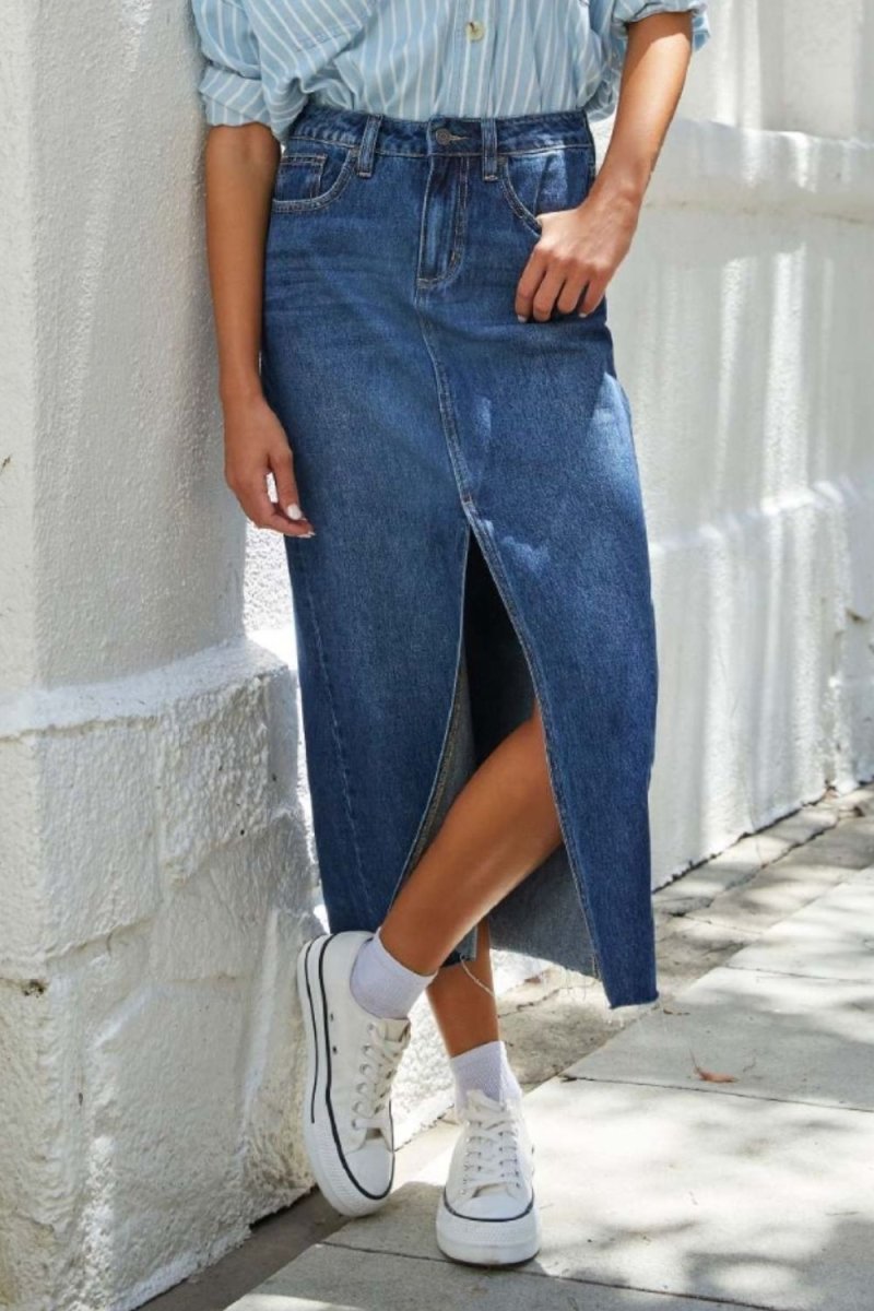 Women's Stylish Midi Denim Skirt with Front Slit and Raw Hem for Modern Casual and Trendy Looks
