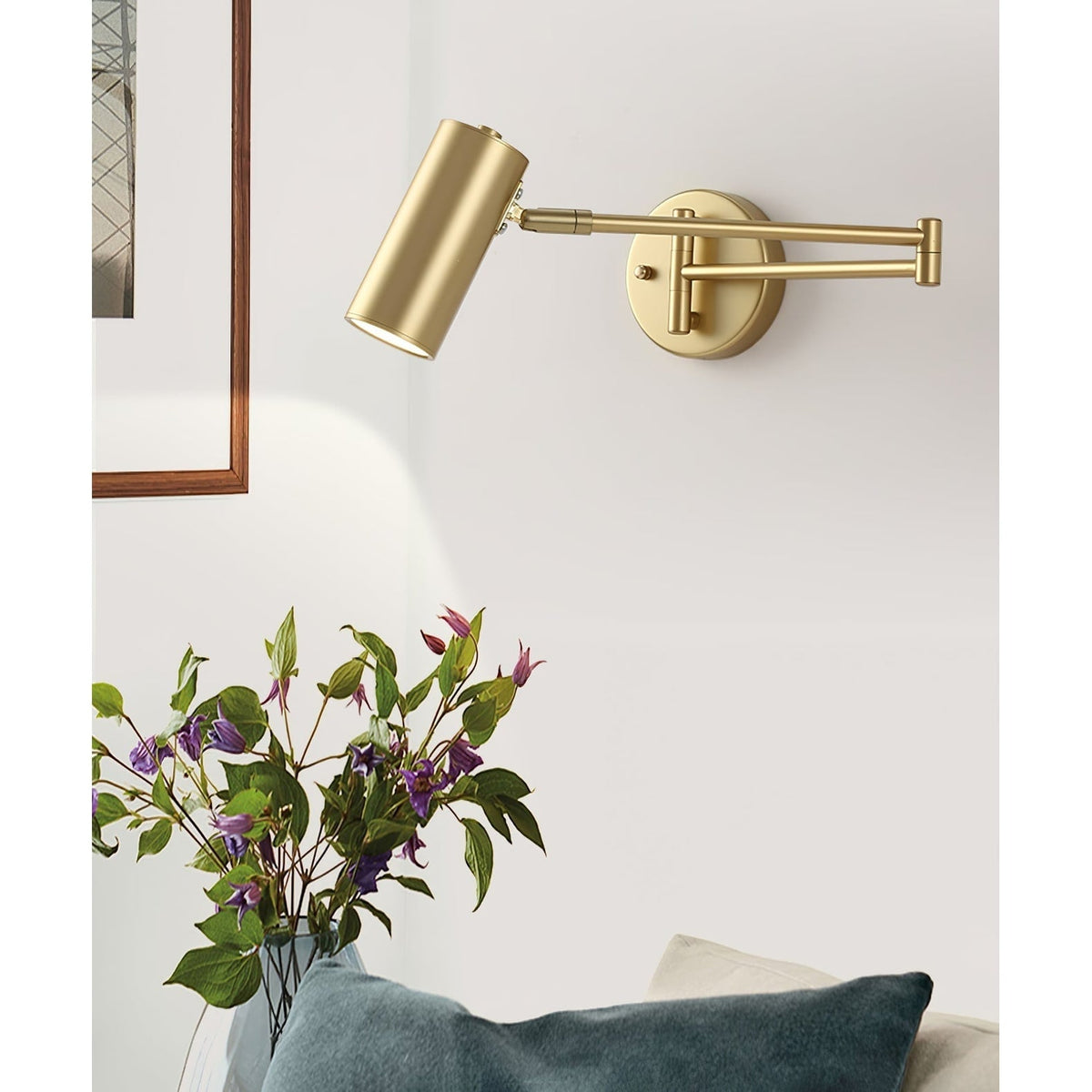 Aplique de pared con brazo oscilante ajustable