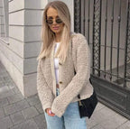 Strukturierte Teddy-Strickjacke für Damen mit Knopfleiste